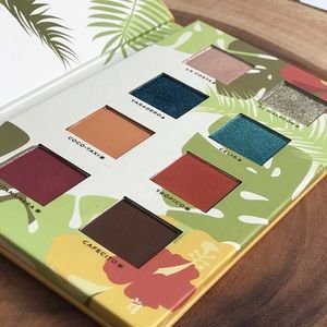 Alamar 🌴 Reina del Caribe Eye Shadow Palette